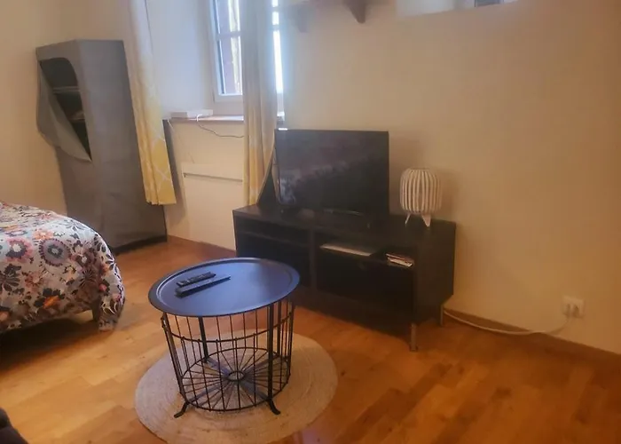 Appolon Apartamento *